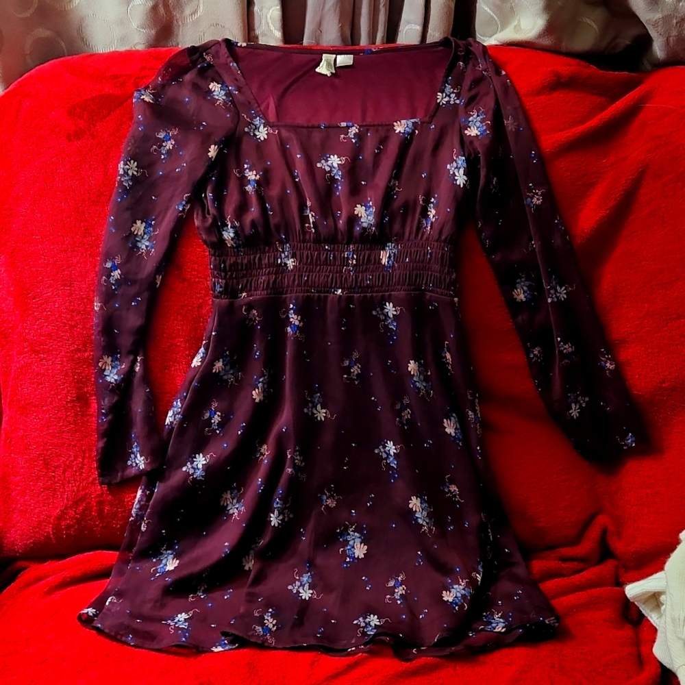 Burgundy dress sheer long sleeves.       Size 4